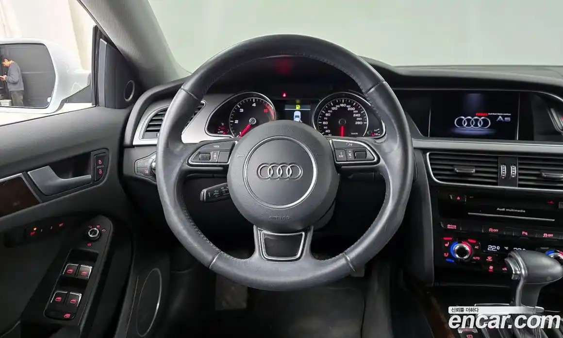 Audi A5 2013 2.0 автомат (гидро), фото 13