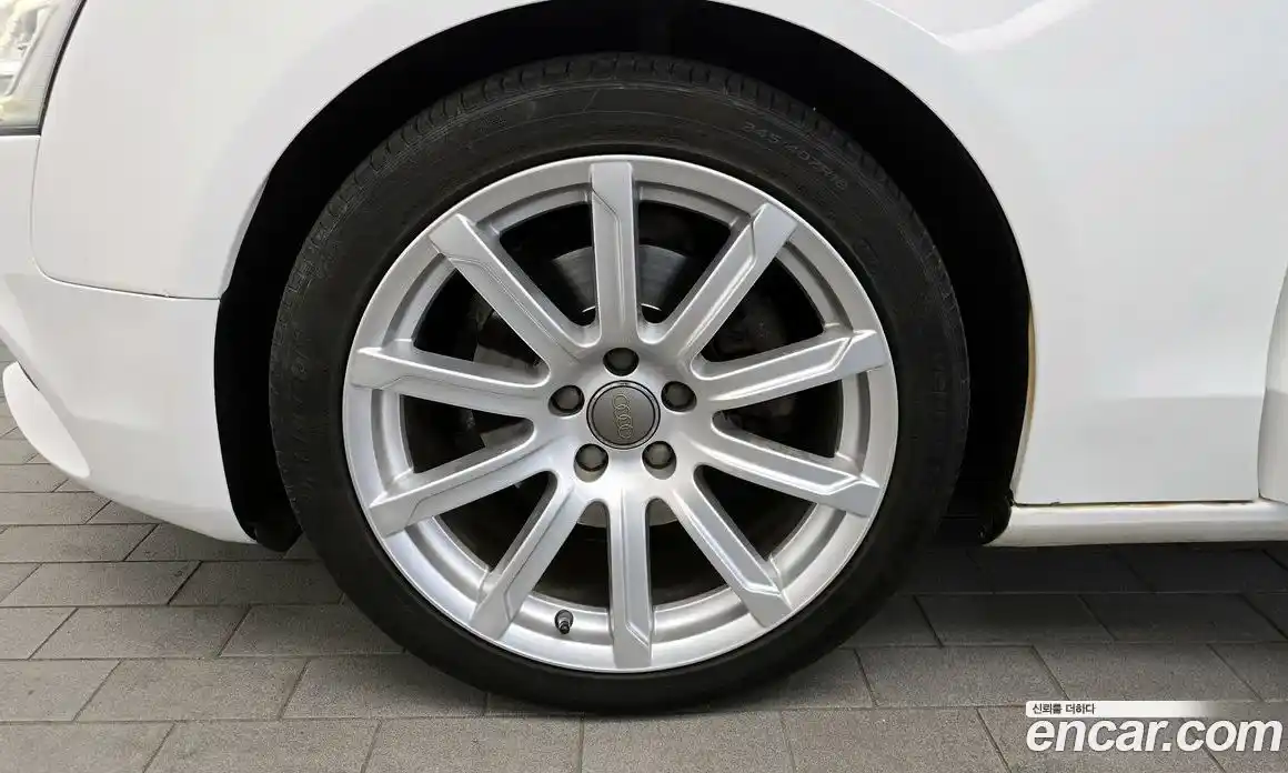 Audi A5 2013 2.0 автомат (гидро), фото 5