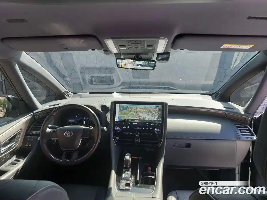 Toyota Alphard 2025 2.5 вариатор, фото 8