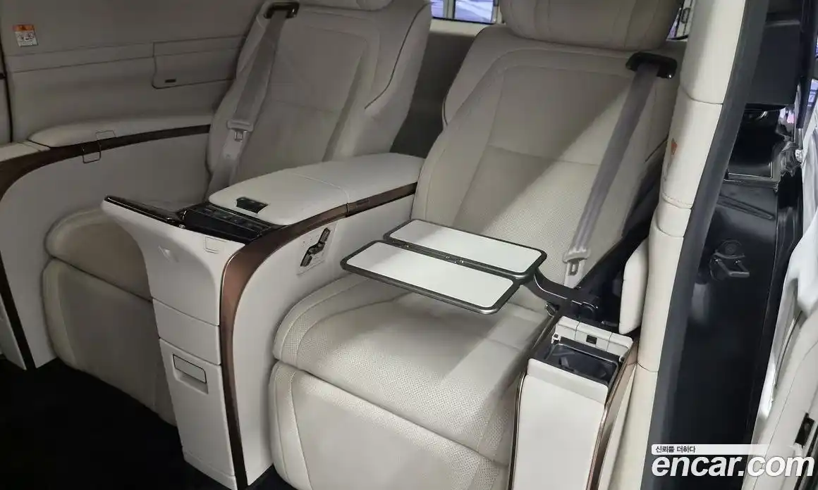 Lexus LM 2025 2.4 гидро, фото 19