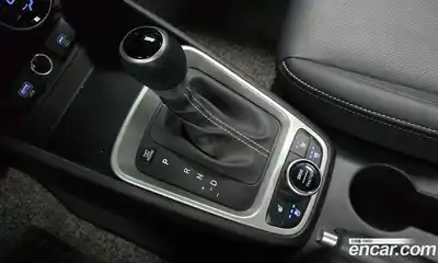 Hyundai Venue 2023 1.6 автомат (гидро), миниатюра 12