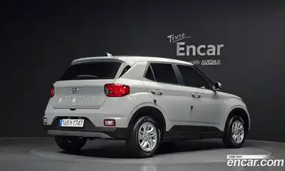 Hyundai Venue 2023 1.6 автомат (гидро), миниатюра 2