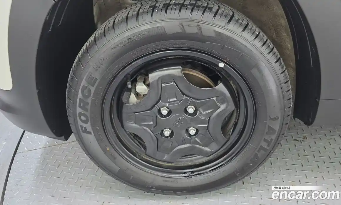 Hyundai Casper 2023 1.0 автомат (гидро), фото 5