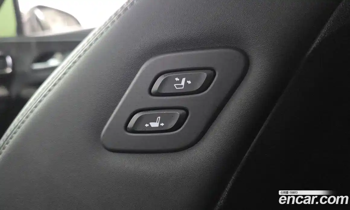 Hyundai Santa Fe 2022 2.2 автомат (гидро), фото 25