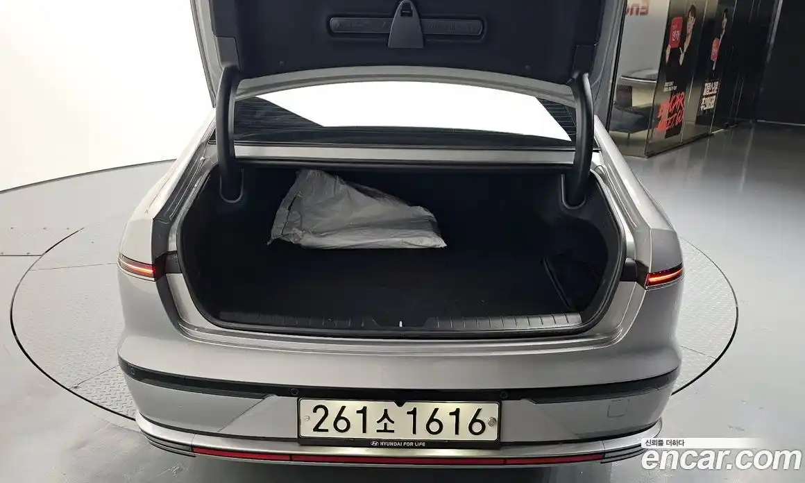 Hyundai Grandeur 2023 3.5 автомат (гидро), фото 33