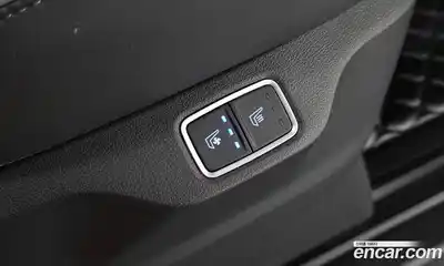 Hyundai Staria 2022 2.2 автомат (гидро), миниатюра 11