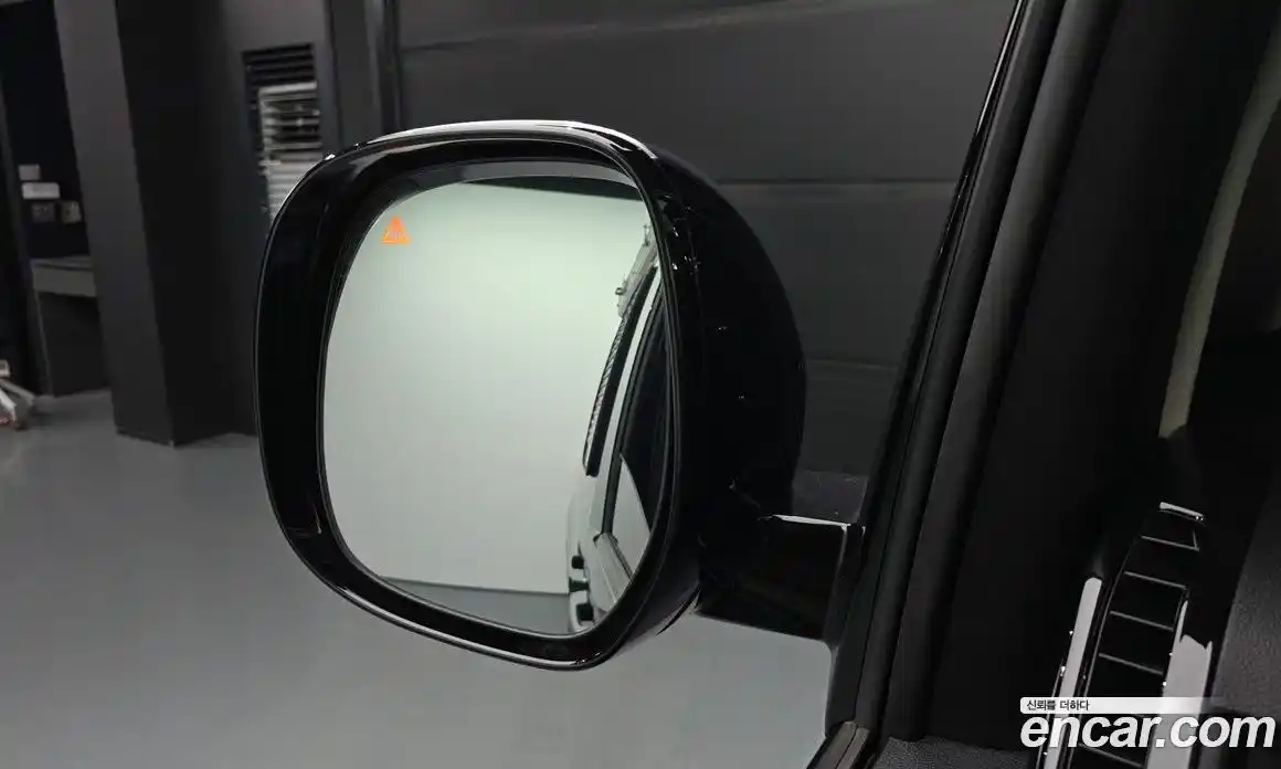 Hyundai Staria 2022 2.2 автомат (гидро), фото 15