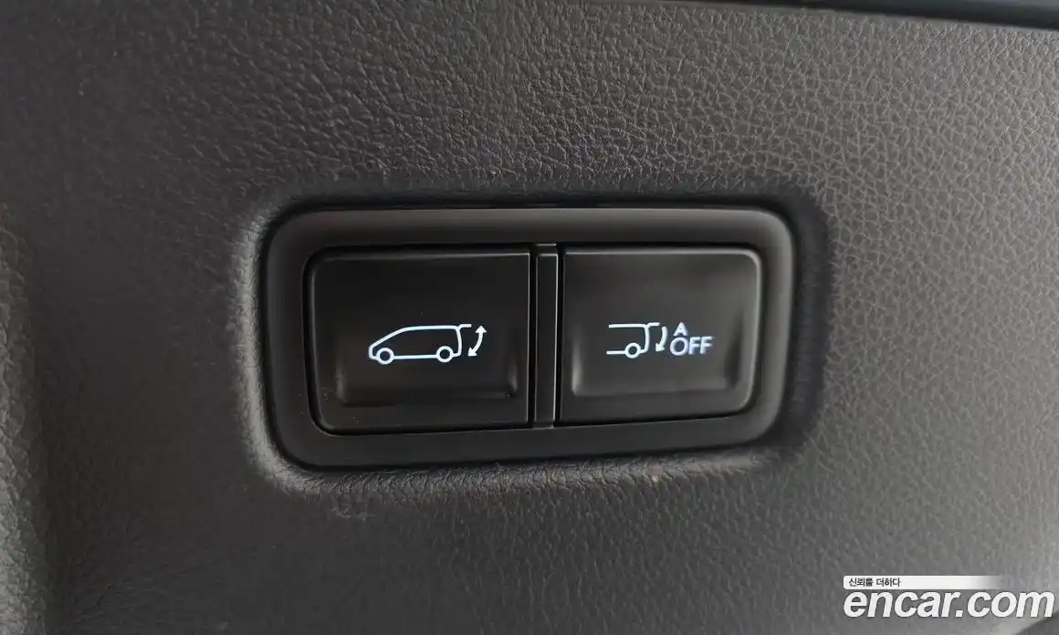 Hyundai Staria 2022 2.2 автомат (гидро), фото 16