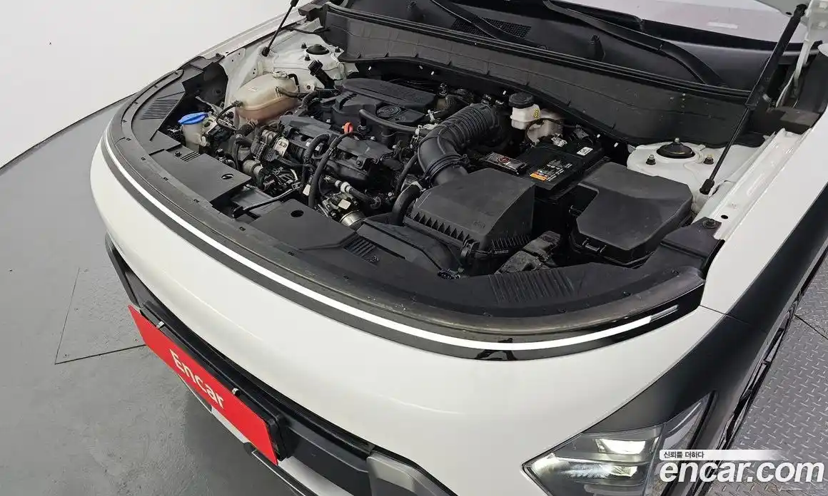 Hyundai Kona 2024 1.6 автомат (гидро), фото 6
