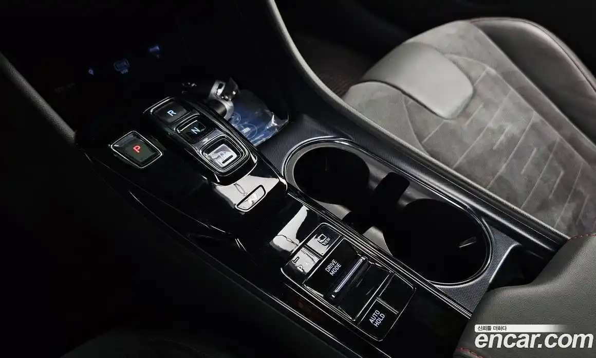 Hyundai Sonata 2022 2.5 автомат (гидро), фото 12