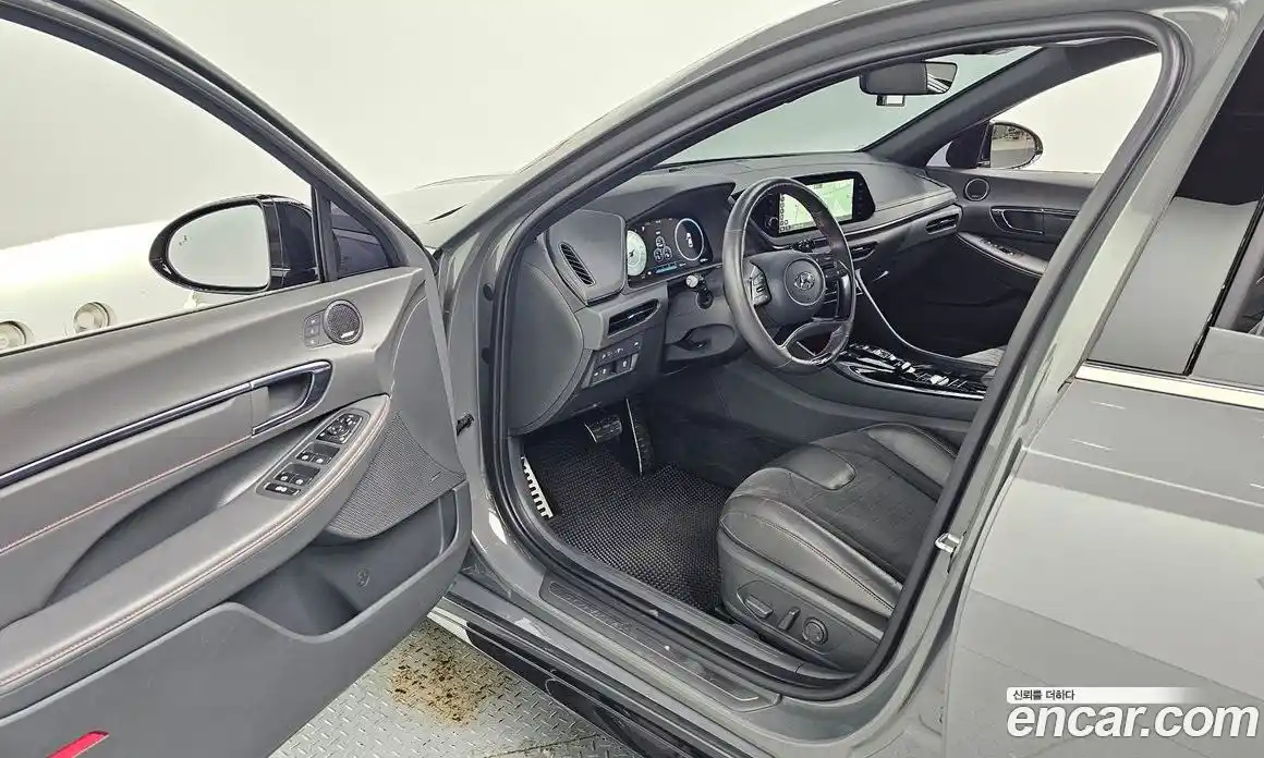 Hyundai Sonata 2022 2.5 автомат (гидро), фото 13