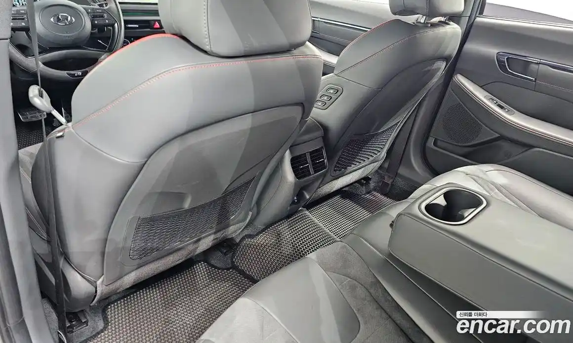 Hyundai Sonata 2022 2.5 автомат (гидро), фото 28