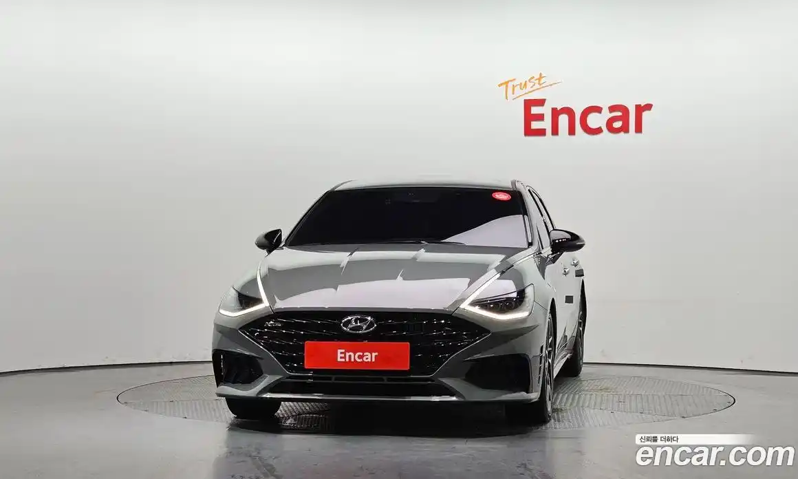 Hyundai Sonata 2022 2.5 автомат (гидро), фото 3
