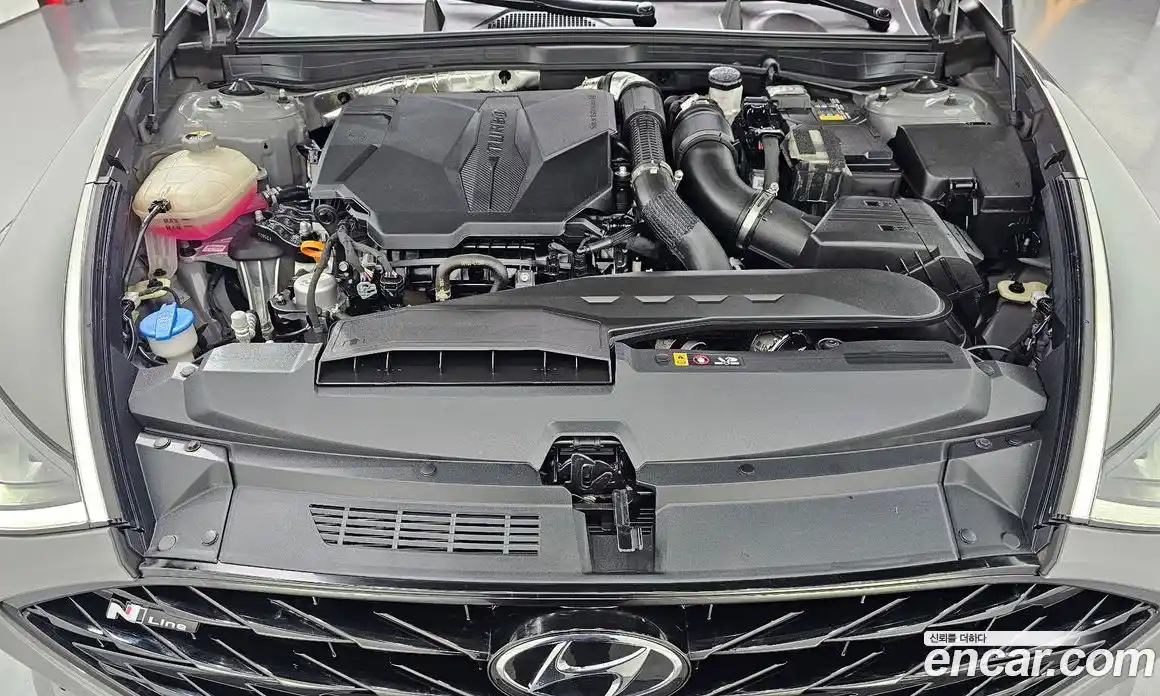 Hyundai Sonata 2022 2.5 автомат (гидро), фото 6