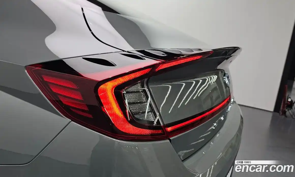 Hyundai Sonata 2022 2.5 автомат (гидро), фото 9