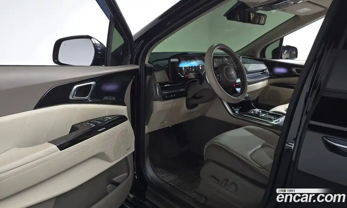Kia Carnival 2023 2.2 автомат (гидро), фото 12