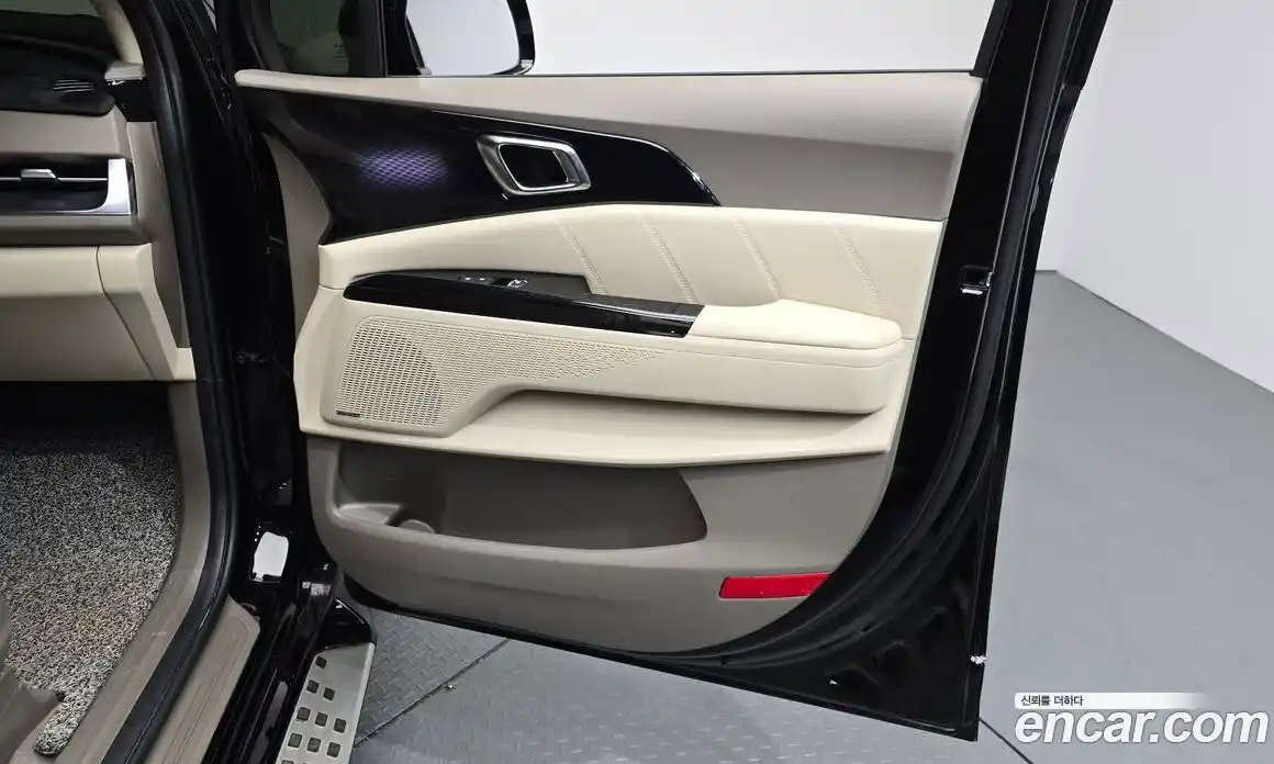 Kia Carnival 2023 2.2 автомат (гидро), фото 14