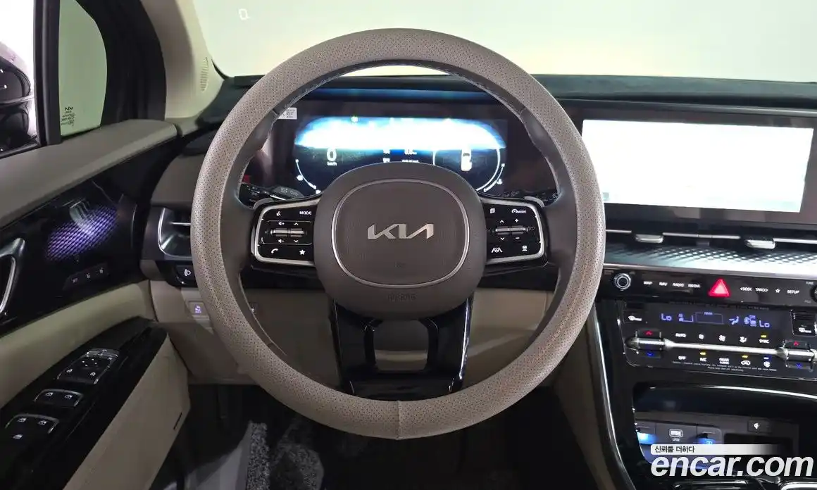 Kia Carnival 2023 2.2 автомат (гидро), фото 18