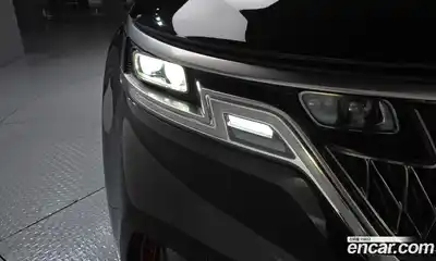 Kia Carnival 2023 2.2 автомат (гидро), миниатюра 7