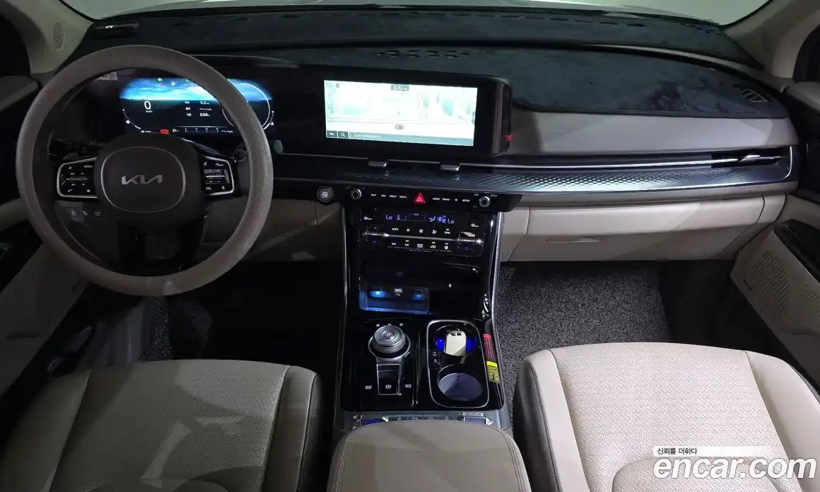 Kia Carnival 2023 2.2 автомат (гидро), фото 9