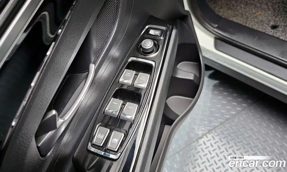 SsangYong Korando 2022 1.5 автомат (гидро), фото 16