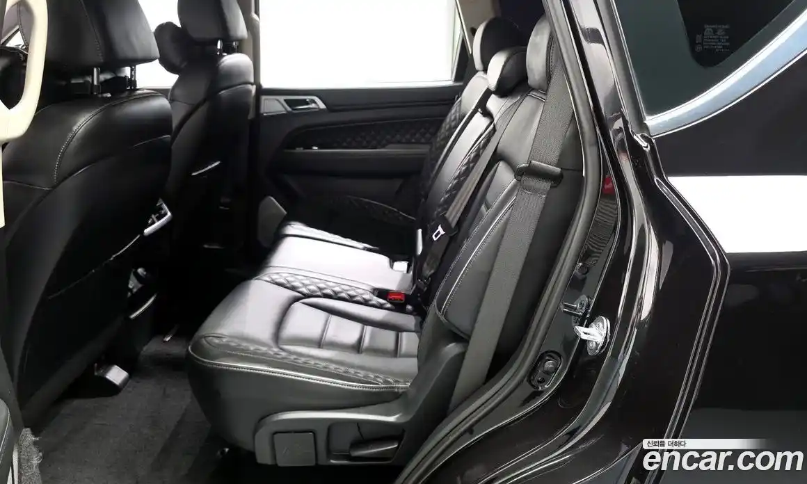 SsangYong Rexton 2022 2.2 автомат (гидро), фото 16