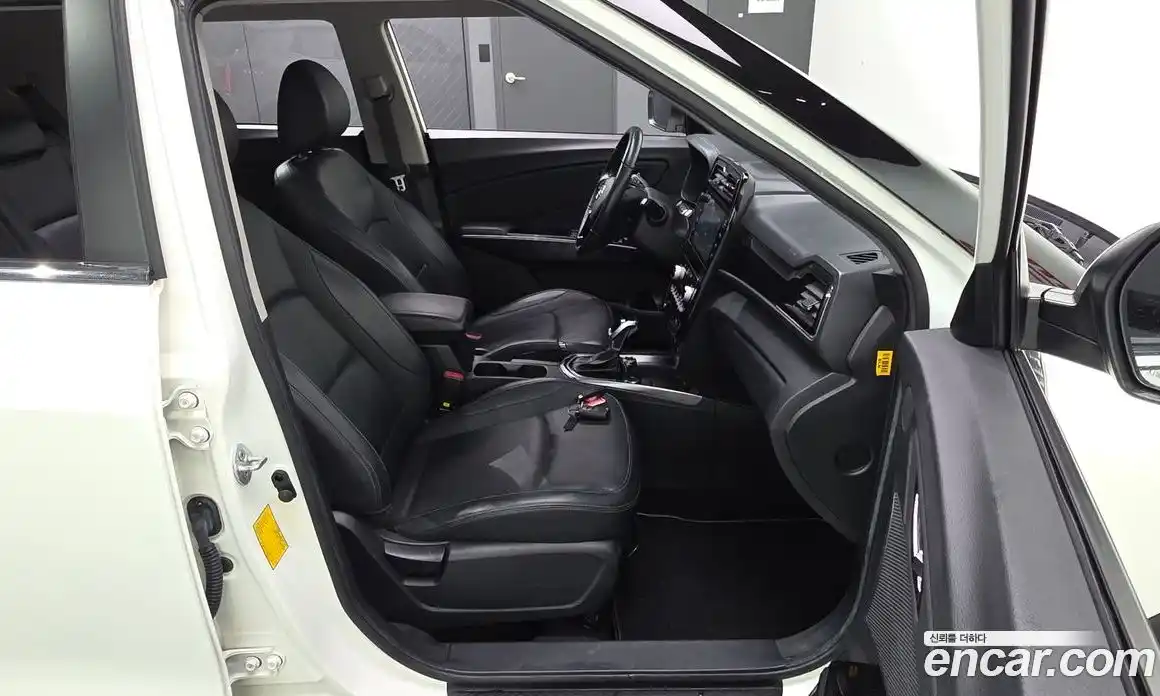 SsangYong TIBOLI 2022 1.5 автомат (гидро), фото 12