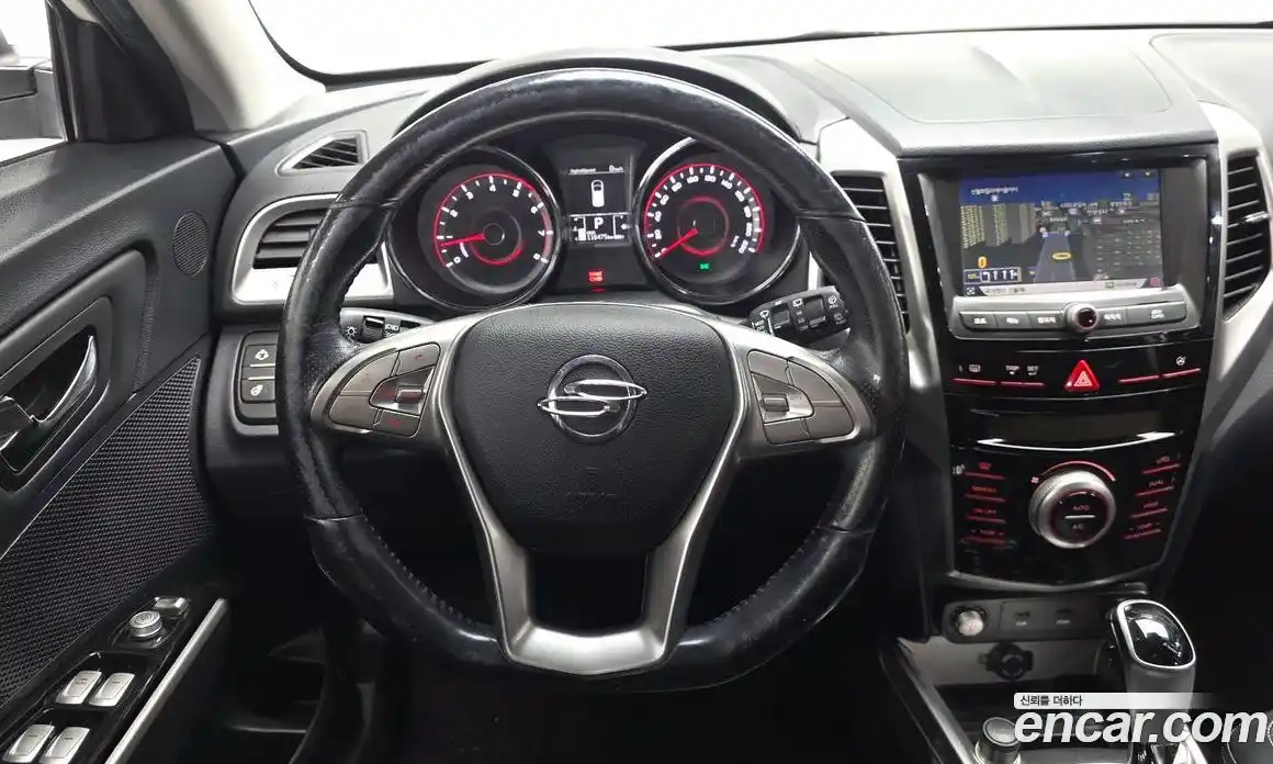 SsangYong TIBOLI 2015 1.6 автомат (гидро), фото 13