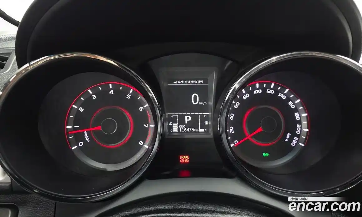 SsangYong TIBOLI 2015 1.6 автомат (гидро), фото 8