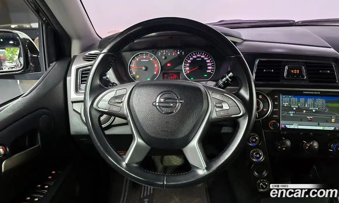SsangYong Korando 2017 2.2 автомат (гидро), фото 13
