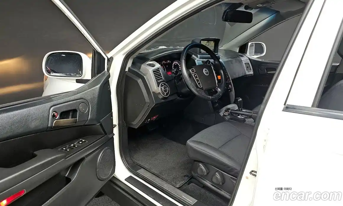 SsangYong Korando 2014 2.0 автомат (гидро), фото 13