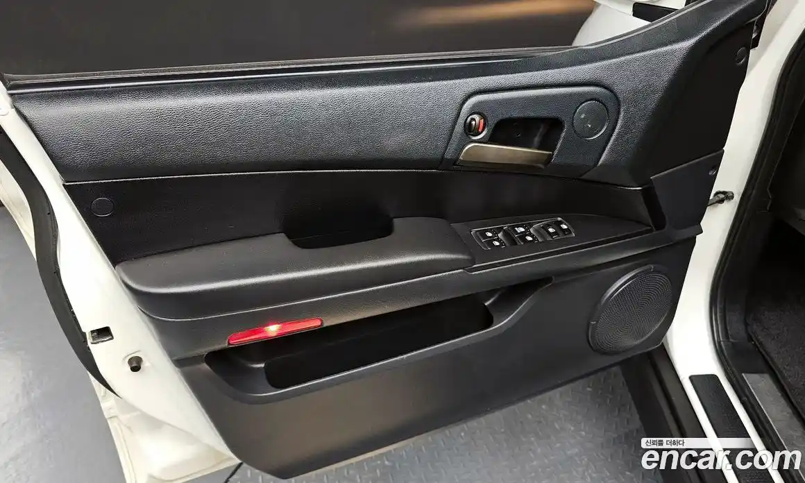 SsangYong Korando 2014 2.0 автомат (гидро), фото 14