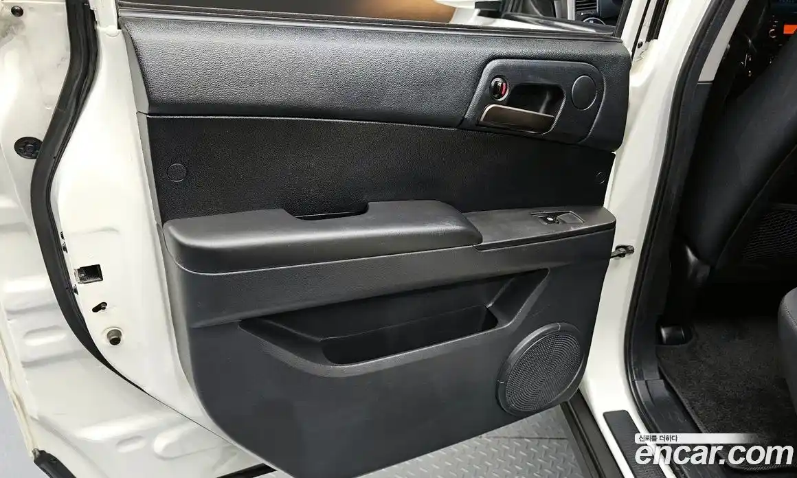 SsangYong Korando 2014 2.0 автомат (гидро), фото 15