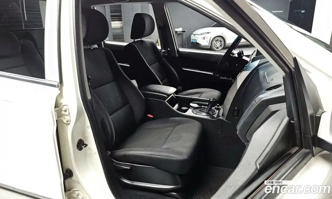 SsangYong Korando 2014 2.0 автомат (гидро), фото 16