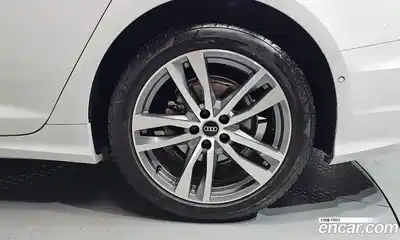 Audi A6 2021 2.0 автомат (гидро), миниатюра 6