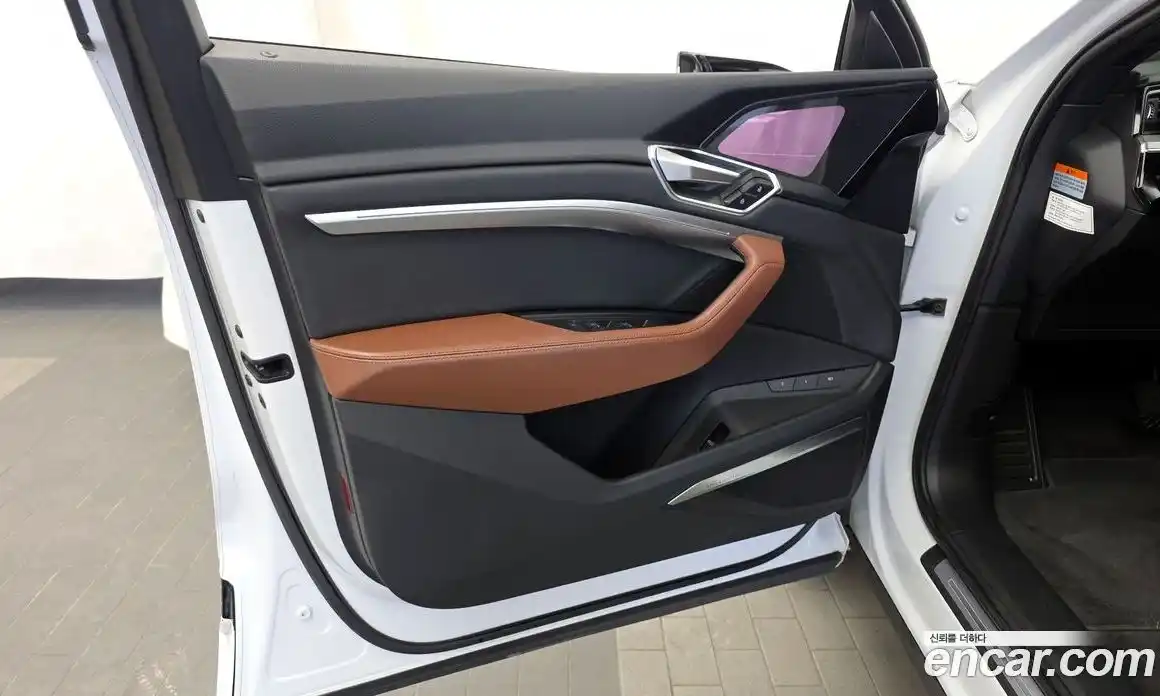 Audi e-tron 2021 0.2 автомат (гидро), фото 13