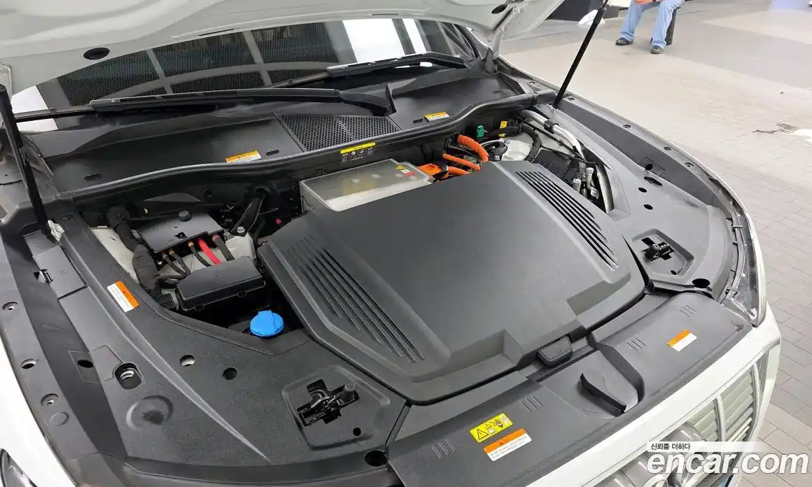 Audi e-tron 2021 0.2 автомат (гидро), фото 5