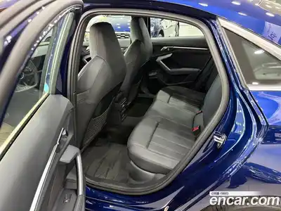 Audi A3 2025 2.0 автомат (гидро), миниатюра 11