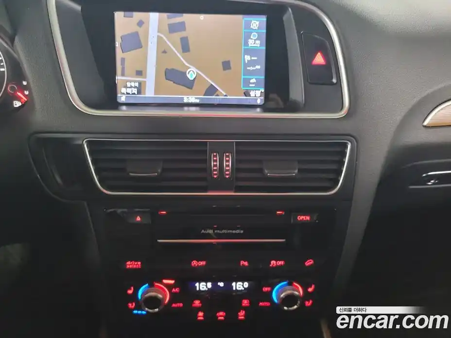 Audi Q5 2016 3.0 автомат (гидро), фото 16