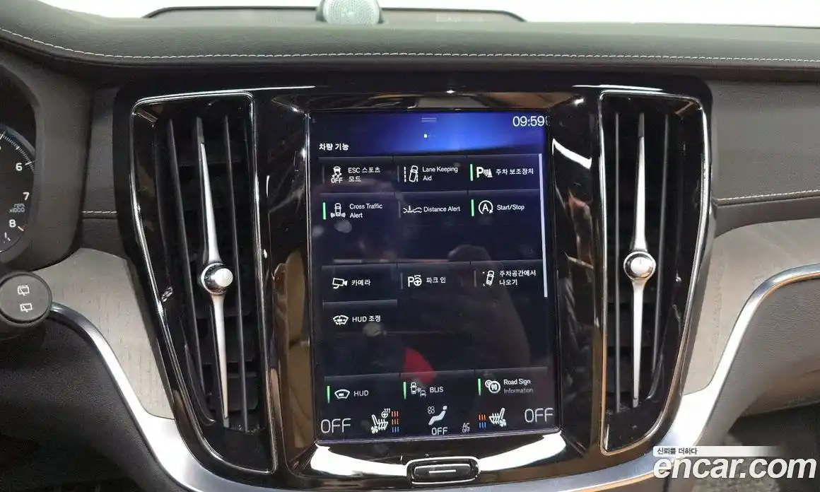 Volvo V60 2020 2.0 автомат (гидро), фото 20