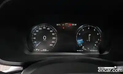 Volvo V60 2020 2.0 автомат (гидро), миниатюра 10