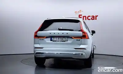 Volvo XC60 2024 2.0 автомат (гидро), миниатюра 4