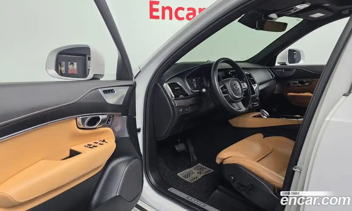 Volvo XC90 2022 2.0 автомат (гидро), фото 10