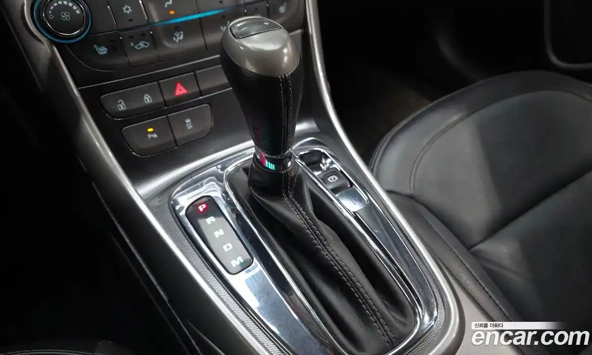 Chevrolet Malibu 2015 2.0 автомат (гидро), фото 12