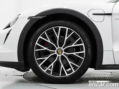 Porsche Taycan 2023 0.1 автомат (гидро), миниатюра 5