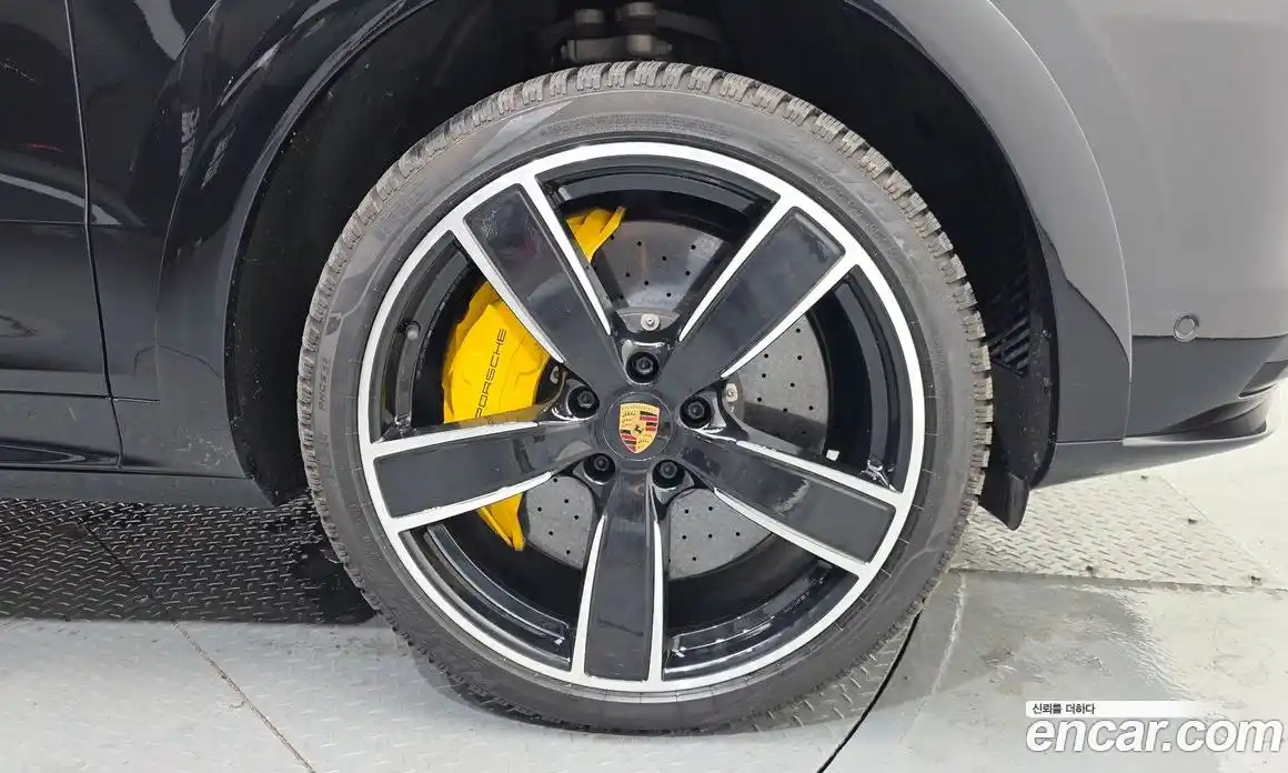 Porsche Cayenne 2022 4.0 автомат (гидро), фото 5
