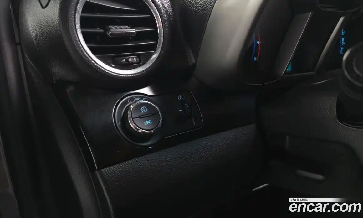 Chevrolet Orlando 2012 2.0 автомат (гидро), фото 14