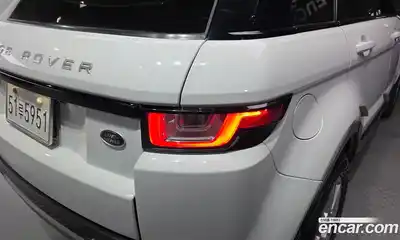 Land Rover Range Rover Evoque 2017 2.0 автомат (гидро), миниатюра 9