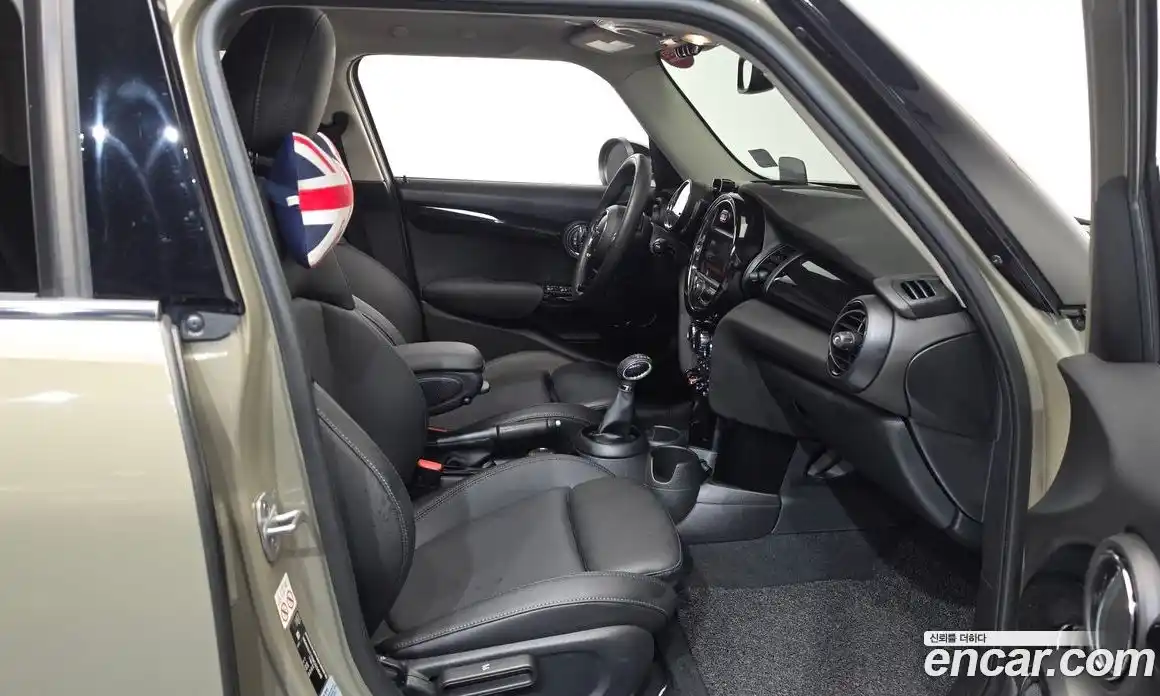 Mini Cooper 2018 1.5 автомат (гидро), фото 16