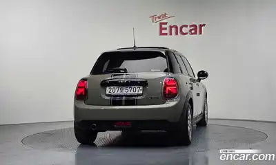 Mini Cooper 2018 1.5 автомат (гидро), миниатюра 4